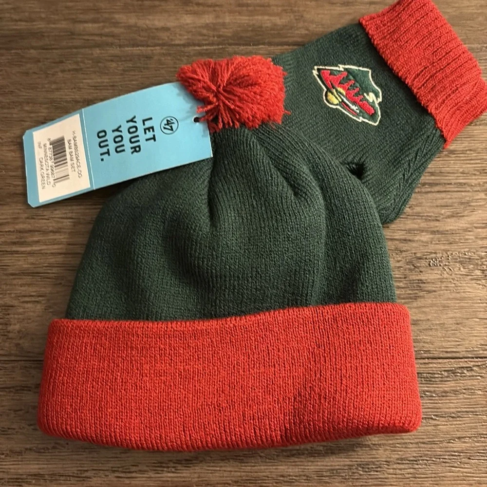 NWT [‘47] Minnesota Wild NHL Beanie Winter Hat & Mittens Set Green/Red, Infant